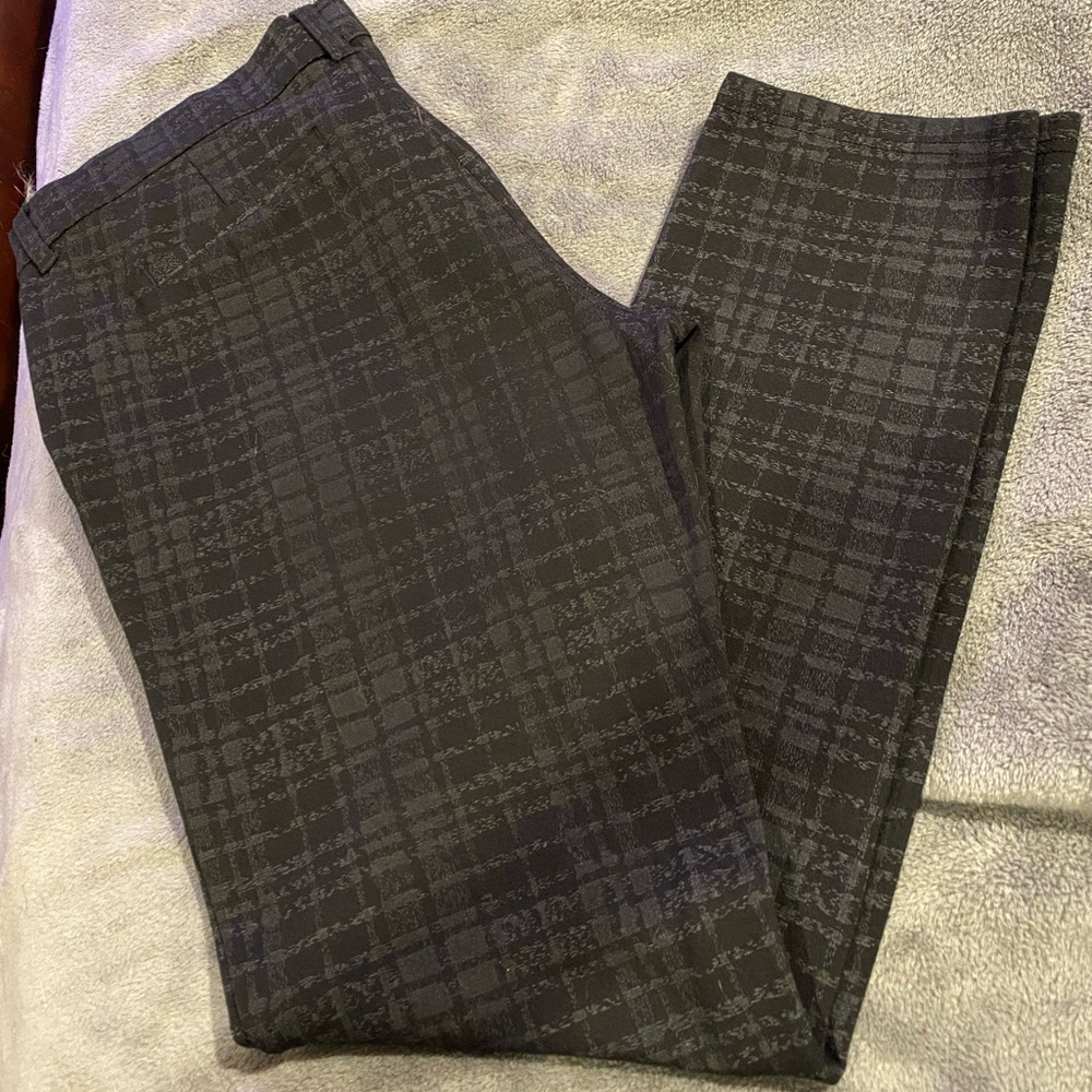 KUT from the Kloth black plaid pants. Size 14